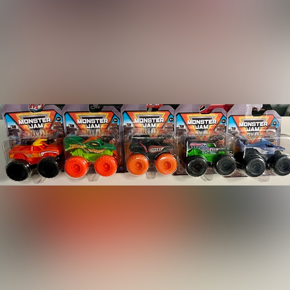 Monster Jam Trucks Bundle 1:72 Spin Master NEW